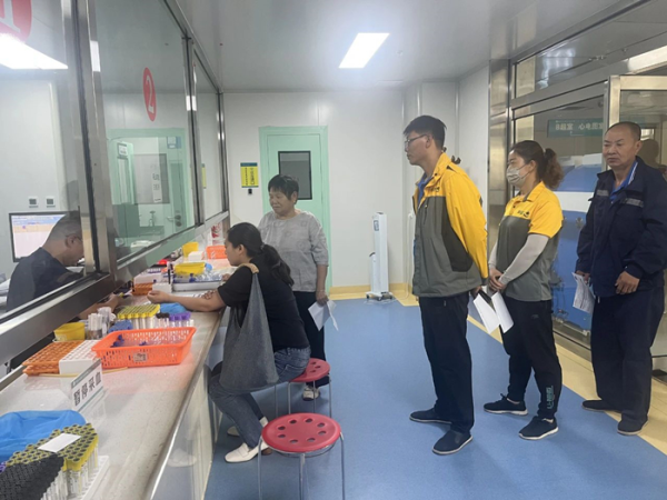 中财所 内蒙古鄂托克旗总工会为新就业形态劳动者提供公益体检服务
